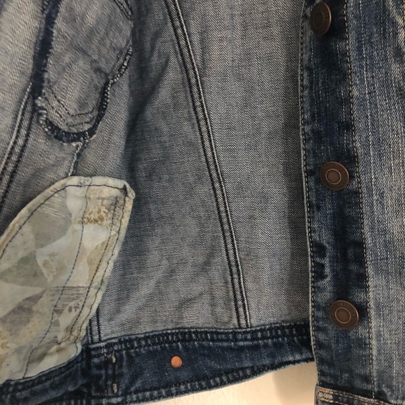 American Eagle Outfitters Cropped Jean Jacket - Picture 4 of 6